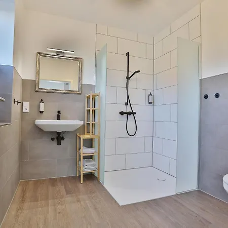 Villa Heidetraum, 20 Gaeste, Sauna, Pool *